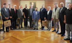 Adana’dan Londra’ya, ‘Gençlik Atlası Uzman Projesi” köprüsü