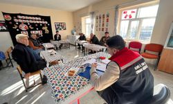 Kars’ta “buzağı kayıplarının azaltılması ve üreme verimliliğinin artırılması” eğitimi sürüyor