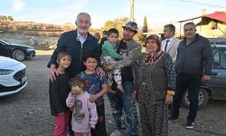 Isparta Belediye Başkanı, Eyüpler Köyü’nde Kara ailesini ziyaret etti