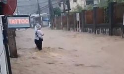 Tayland’da seller 2,1 milyon kişiyi etkiledi, 13 kişi yaşamını yitirdi