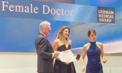 Almanya’da “yılın doktoru” bir Türk: Dr. Ebru Yıldız’a prestijli ödül