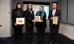 SDÜ eserleri Yûnus Emre Enstitüsü Berlin merkezi'nde