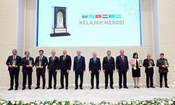 Özbekistan’da ilk “Kelajak Merosi” ödülleri sahiplerini buldu: Sultan Raev’e Edebiyat Ödülü