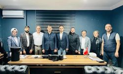 AK Parti Antalya İl Başkanı’ndan TİMBİR Temsilcisi Selami Şahin’e ziyaret