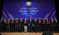 “2025 Türk Diline Hizmet Ödülleri” sahiplerini buldu