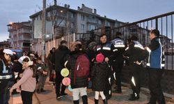 ABB’den öğrencilere “trafikte görünürlük” desteği