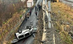 Artvin’de trafik kazası: 3 kişi yaşamını yitirdi