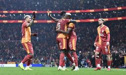 Galatasaray, Samsunspor’u 3-2 mağlup ederek liderliğini sürdürdü