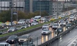 İstanbul’da sağanak etkili oldu: Trafik yoğunluğu yüzde 80’e ulaştı