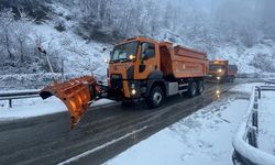 Karayolları’ndan yoğun kar mesaisi: Ekipler 7/24 sahada