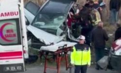 Polatlı-Konya yolunda otomobil ile kamyon çarpıştı: 1 ölü, 5 yaralı