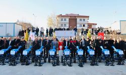 Baskil’de çiftçilere 100 adet dizel çapa makinesi dağıtıldı