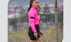 Kadın Hakemlerimizden Tarihi Başarı!