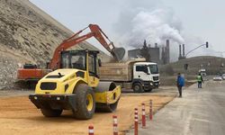 Çayırhan Kültür merkezine D 140 Karayolundan yan yol