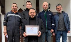 Demirciler ve Sobacılar Odası başkanı Mazbatasını aldı