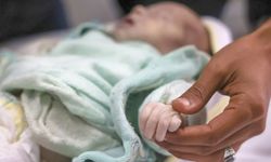 Gazze’de 12 günlük bebek soğuktan hayatını kaybetti