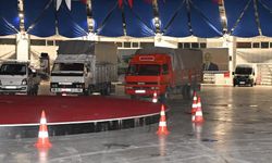 Başkan Başdeğirmen soğuk havalara karşı pazarcı esnafına gökkubbe fuar alanı’nı açtı