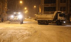 Kars Belediye Başkanı Senger, çalışmaları yerinde denetledi Kars’ta 7/24 kar seferberliği