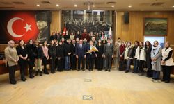 Kars Belediyesinde "Yerel Yönetimler" Dersi: Başkan Senger gençlerle buluştu