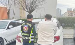 Esenyurt’ta trafikte cam kırarak saldıran sürücü yakalandı