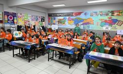 Yeşilay, 2026 bağımsızlık yılı kapsamında Uşak'ta 63 bin öğrenciye ulaştı