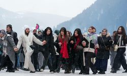 Uzungöl Kış Festivali’nde horon rekoru: 6 bin 161 kişi el ele