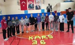 GSB Spor Okulları kapsamında tenis antrenmanları devam ediyor