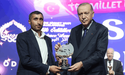 Server Beşirli, Yurt dışı Vefa Ödülleri'ne layık görüldü