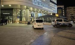 Antalya’da Starbucks şubesine molotofkokteyli saldırısı