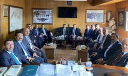 Eski Bakan Arslan ve Milletvekili Çalkın'dan Sarıkamış Belediye Başkanı Kılıç'a ziyaret