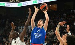 Anadolu Efes, Euroleague'de Paris Basketbol'a diş geçiremedi