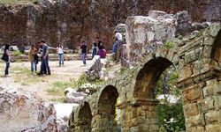 Yalvaç'ta Roma çağı'ndan kalma su kemerleri hala ayakta duruyor