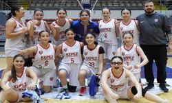 Kepez Belediyespor U16 Kadın Basketbol takımı, farklı kazandı