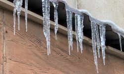 Erzurum buz kesti: Tekman'da sıcaklık -17°C