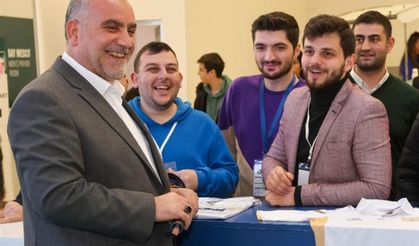 Canik'te ilk kez üniversite kazananlara burs desteği