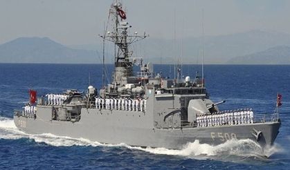 Türk savaş gemileri KKTC’de ziyarete açılıyor