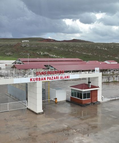 Kovalı mevkiinde tabela bir kez daha değişti