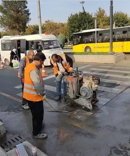 Batman’da 25 noktaya LED’li yaya geçidi