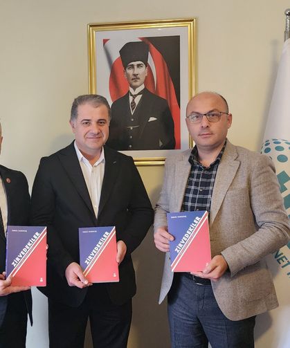 “Zirvedekiler” TİMBİR ve BHA Yöneticilerine Takdim Edildi