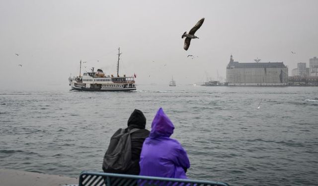 İstanbul’a kış geri dönüyor: Sıcaklık 22 derece birden düşecek!