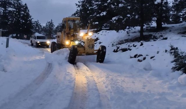 Akseki Çimi Yaylasında mahsur kalan 3 vatandaş kurtarıldı