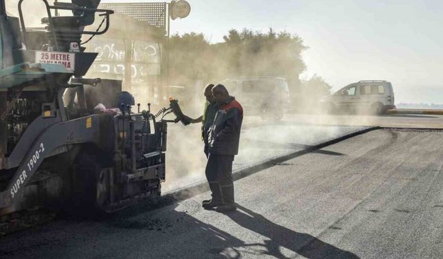 Kepez’de altyapı kazıları sebebiyle bozulan asfalt yenilendi