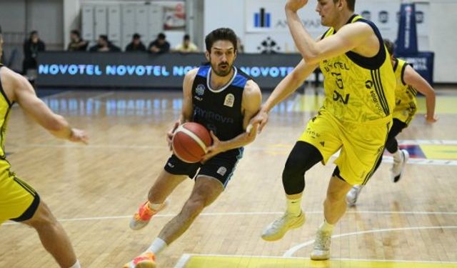 Çayırova Belediyesi, Fenerbahçe Koleji’ni yendi