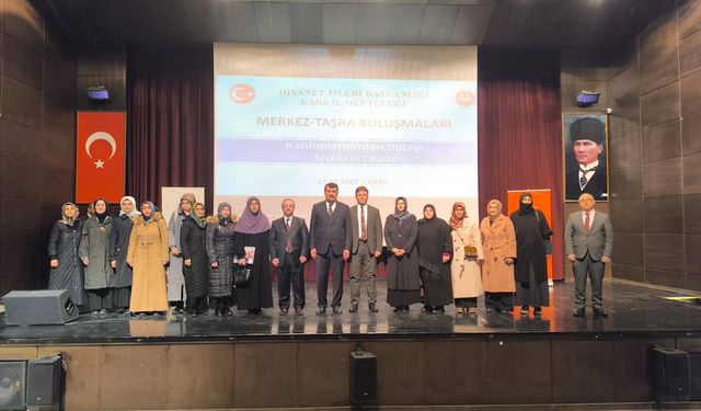 Kars'ta "Dijital Dünyada Dini Değerlerin Temsili" Konferansı düzenlendi