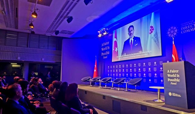 İngiltere’de “Daha Adil Bir Dünya Mümkün” paneli