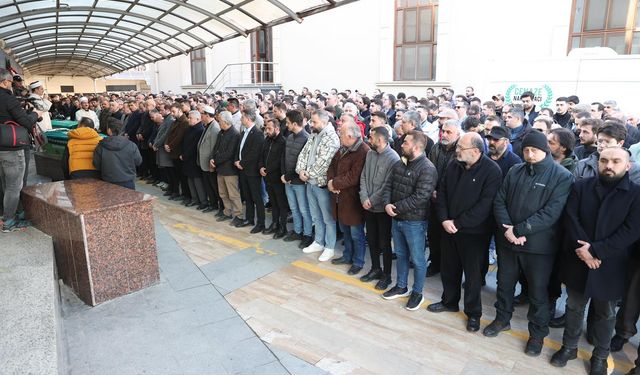 Sakarya'da trafik kazasında hayatını kaybeden iki kişi toprağa verildi