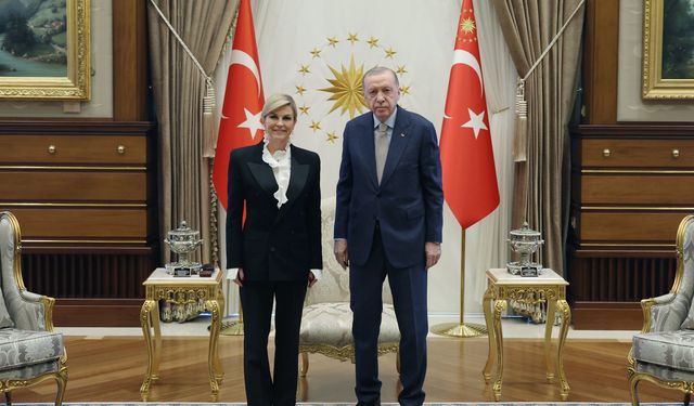 Cumhurbaşkanı Erdoğan, Kitarovic ile bir araya geldi