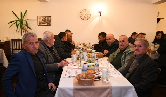 Beypazarı Belediye Başkanı Kasap'tan muhtarlara iftar yemeği