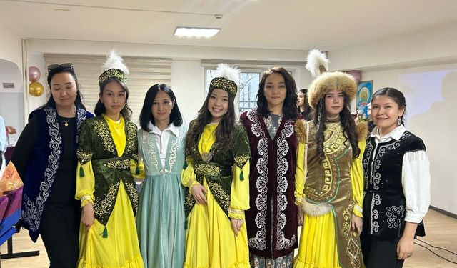 El-Farabi Kazak Milli Üniversitesi'nde Nevruz kutlamaları
