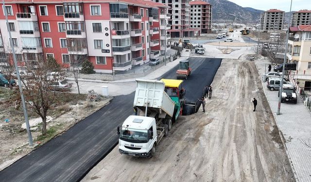 Isparta Deri OSB ile Vatan Mahallesi arasındaki yol asfaltlanıyor